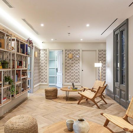Weflating Boutique Hostel Barcelona Exterior foto